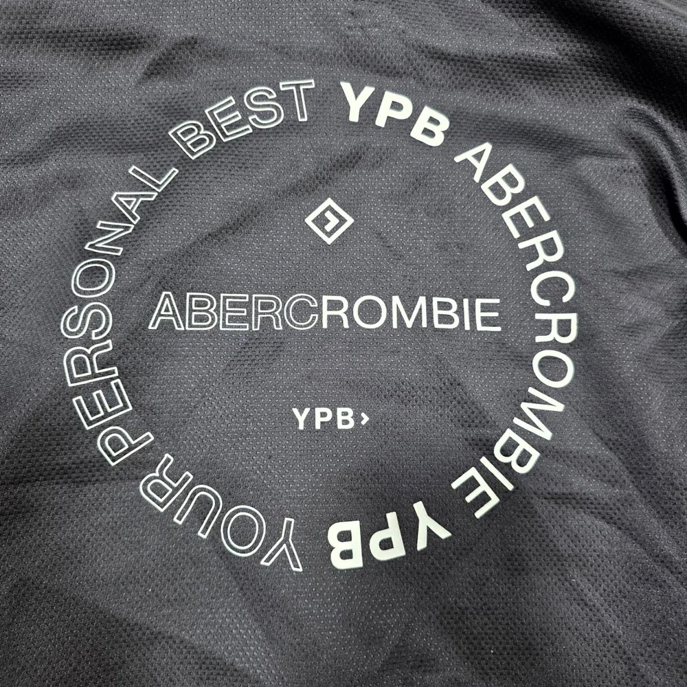 Abercrombie Kids Hoodie Boys 5/6 Black YPB Performance Active Graphic Sweatshirt